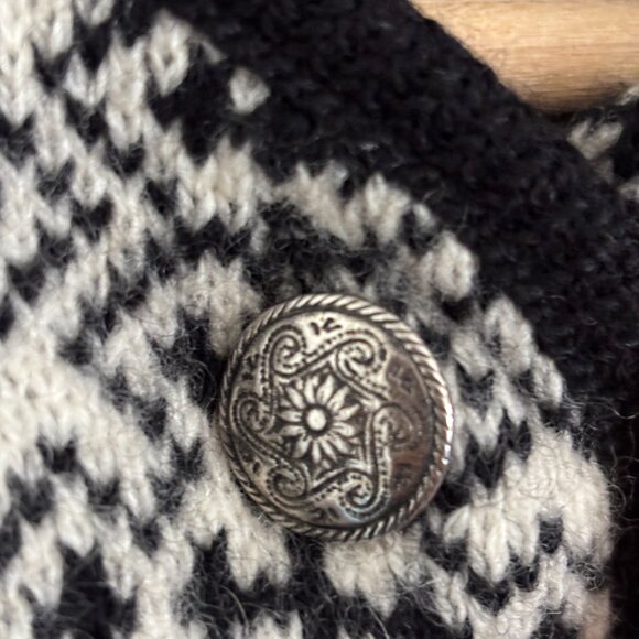 Gorgeous Laura Ashley Fair Isle Knit Cardigan - Picture 6 of 14